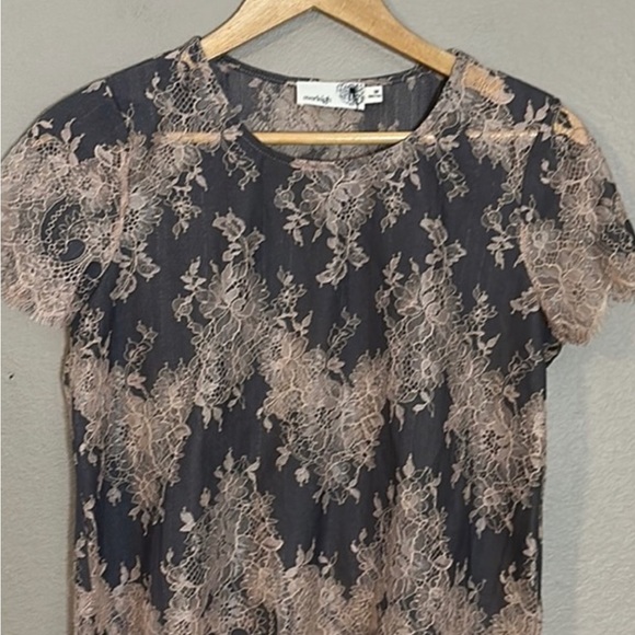 Anthropologie Everleigh Grey/Tan Lace Overlay Top Size Small Petite - Picture 8 of 8